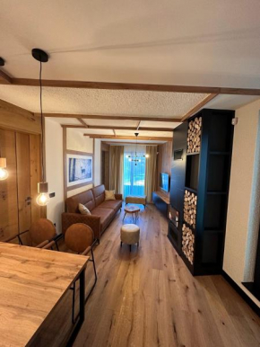 Skyridge Apartment